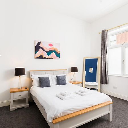 1-Bedroom Apartment In Leamington Spa With Free Parking المظهر الخارجي الصورة