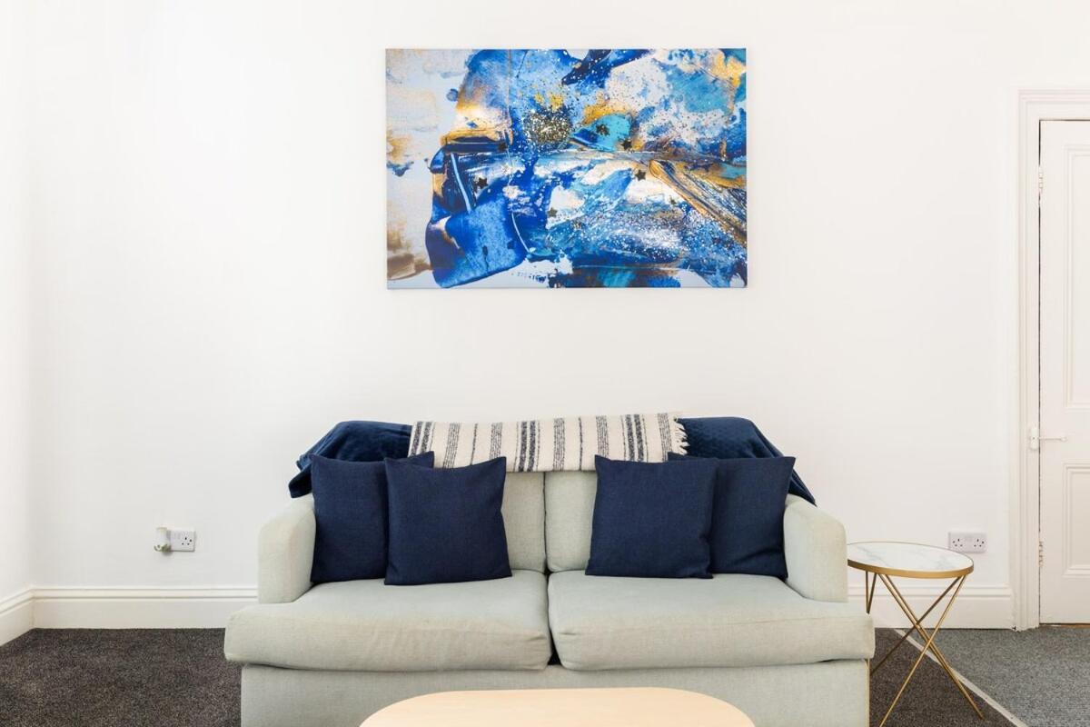 1-Bedroom Apartment In Leamington Spa With Free Parking المظهر الخارجي الصورة